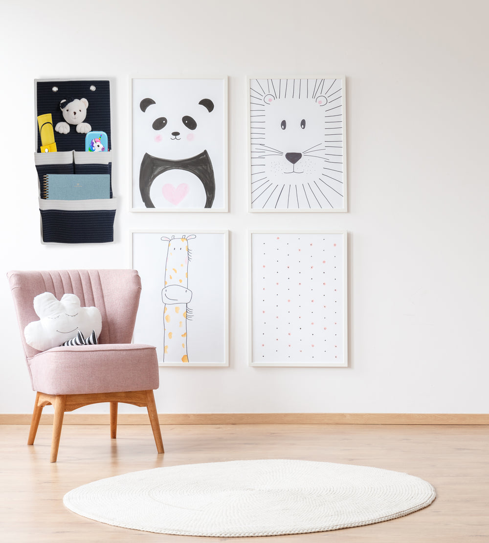 Anne Home - Bear 3-Pocket Wall Hanger, Home furniture and decor, Old Modern Handicrafts, XoticBrands Home Decor