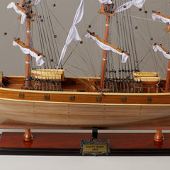 Cutty Sark Model Display, Home furniture and decor, Old Modern Handicrafts, XoticBrands Home Decor