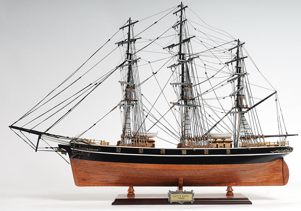 Cutty Sark (no sail) Model Display, Home furniture and decor, Old Modern Handicrafts, XoticBrands Home Decor