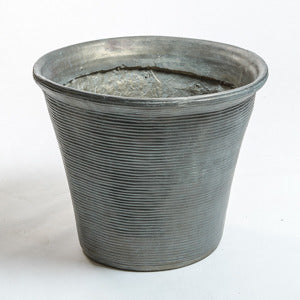 RIBBED POT Garden Sculpture, Home Decor, XoticBrands, XoticBrands Home Decor