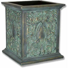 Sullivan Pot Garden Planter - XoticBrands Home Decor