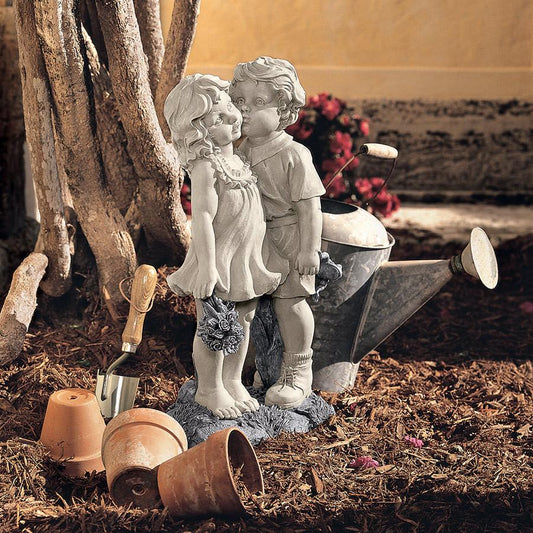 5 THINGS TO CONSIDER WHEN CHOOSING OUTDOOR STATUES - XoticBrands Home Decor