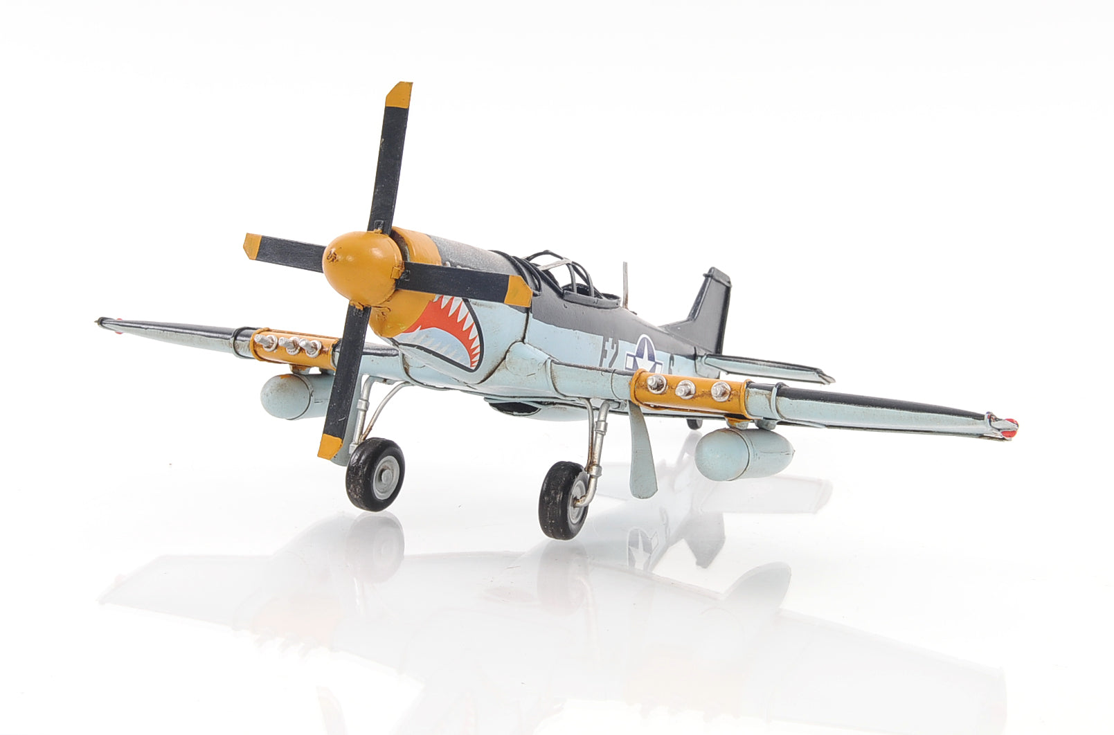  1943 Grey Mustang P51 1:40 Fighter Bomber Iron Aviation Model, Home furniture and decor, Old Modern Handicrafts, XoticBrands Home Decor