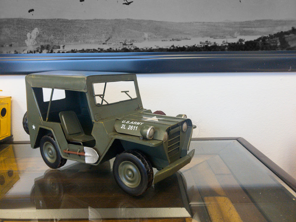  1940 Willys Quad Overland Jeep Model Car Metal, Home furniture and dÃ©cor, OLD MODERN HANDICRAFTS, XoticBrands Home Decor