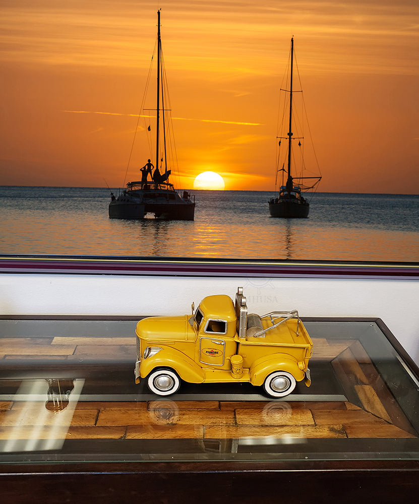  1926 Pennzoil Tow Truck Yellow Metal Handmade, Home furniture and dÃ©cor, OLD MODERN HANDICRAFTS, XoticBrands Home Decor