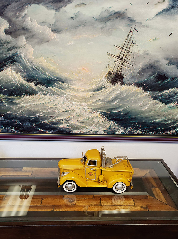  1926 Pennzoil Tow Truck Yellow Metal Handmade, Home furniture and dÃ©cor, OLD MODERN HANDICRAFTS, XoticBrands Home Decor