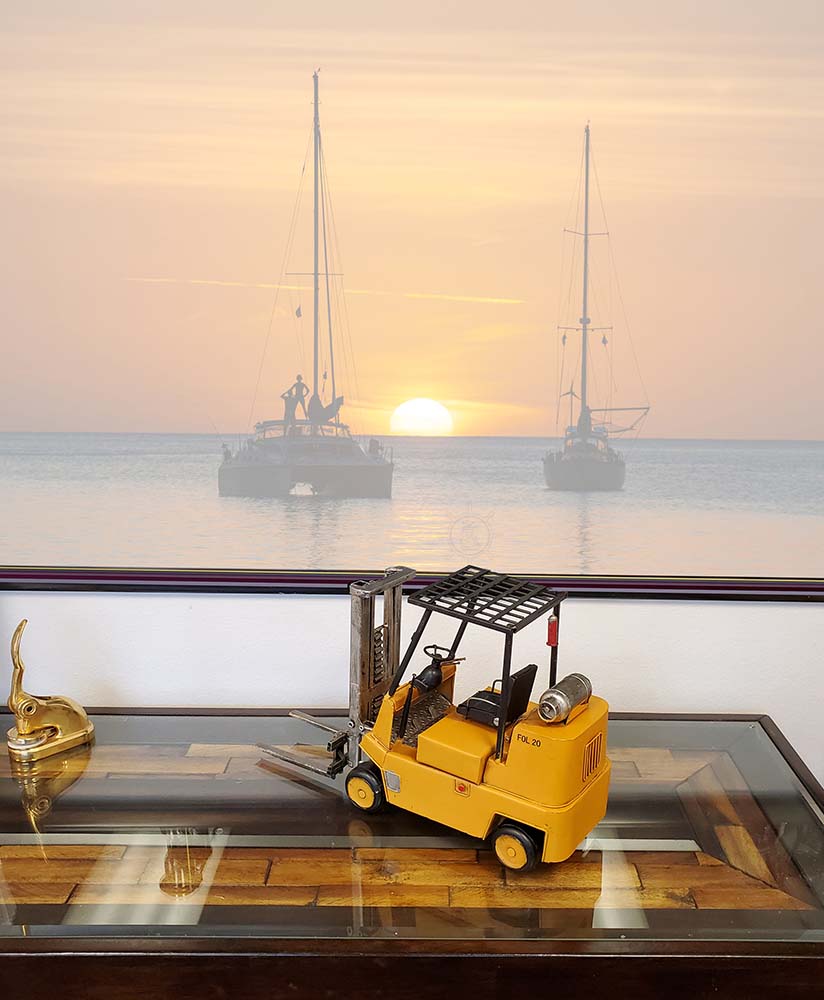  Handmade Tin Propane Forklift Metal, Home furniture and dÃ©cor, OLD MODERN HANDICRAFTS, XoticBrands Home Decor