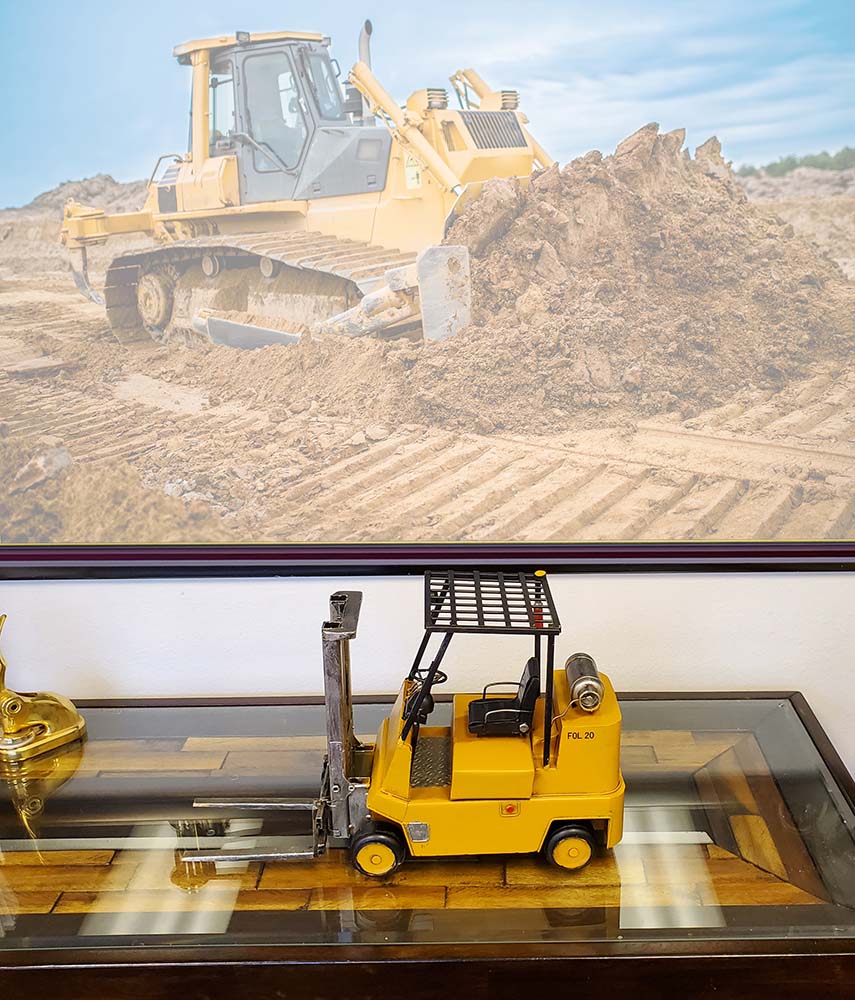  Handmade Tin Propane Forklift Metal, Home furniture and dÃ©cor, OLD MODERN HANDICRAFTS, XoticBrands Home Decor