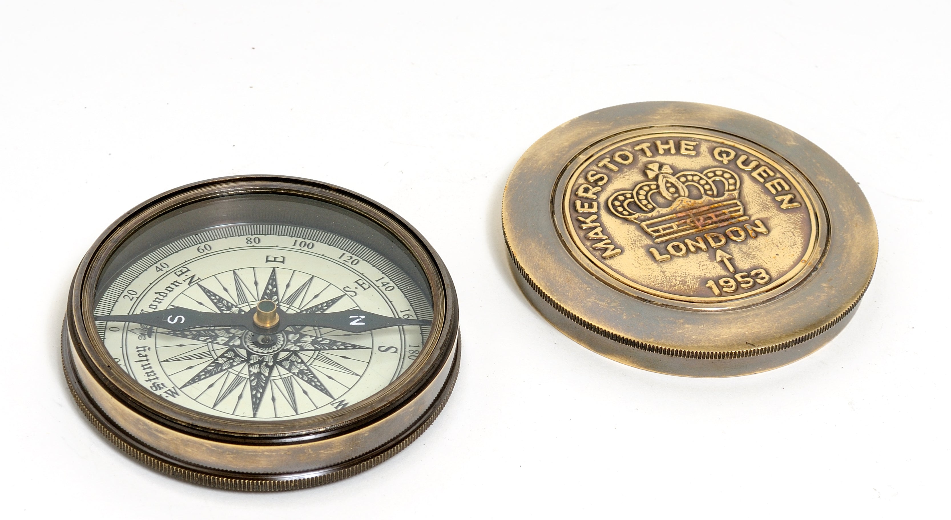  Makers to the Queen Compass w leather case Model Display, Home furniture and decor, Old Modern Handicrafts, XoticBrands Home Decor