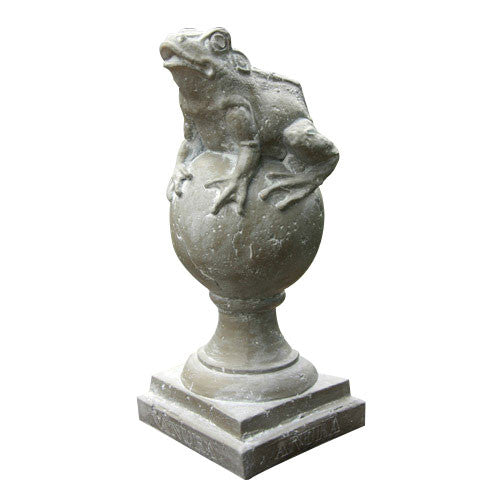 Frog On Finial Garden Animal Statue - XoticBrands Home Decor
