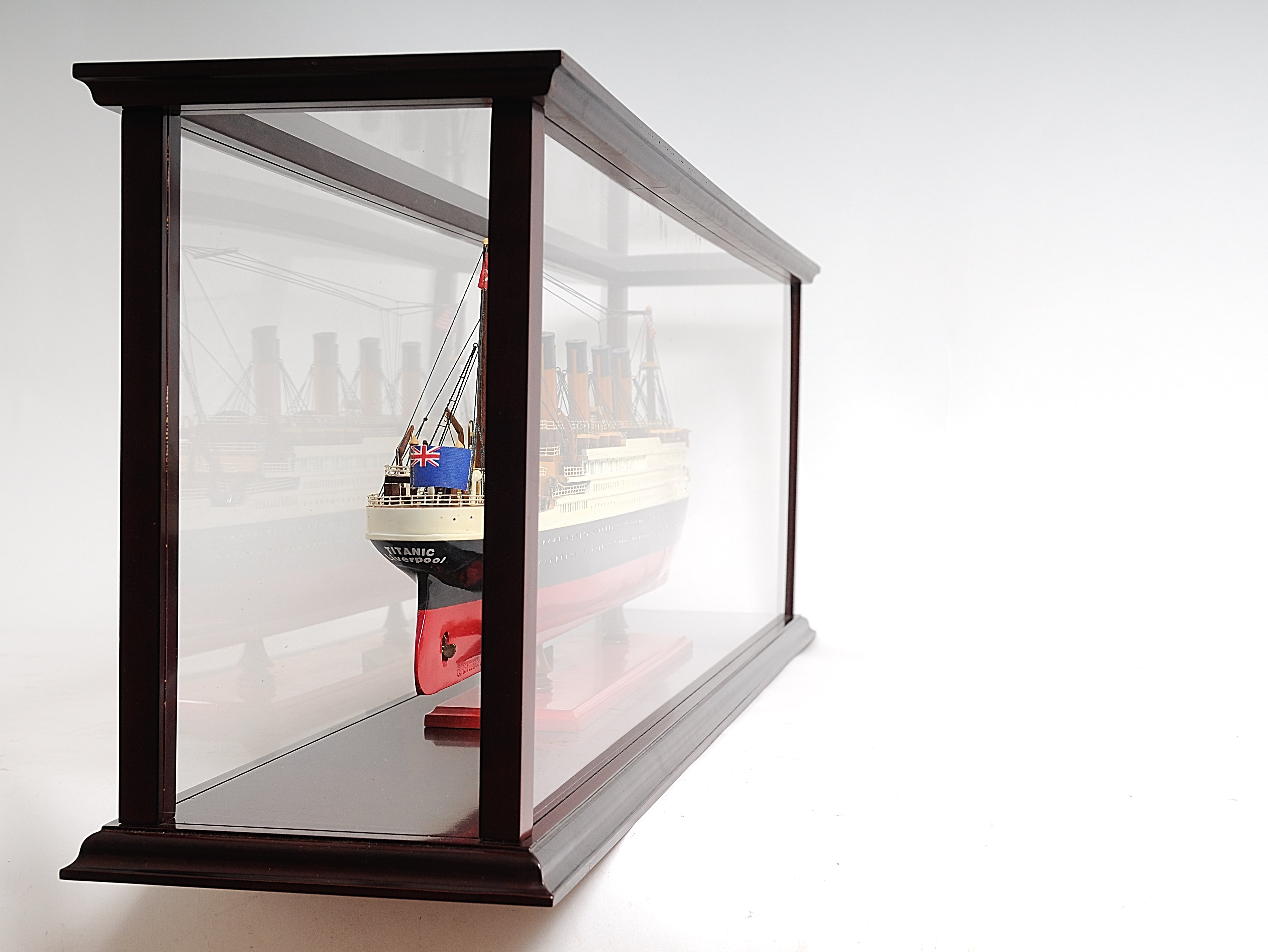  Display Case for Cruise Liner Large Model Display, Home furniture and decor, Old Modern Handicrafts, XoticBrands Home Decor