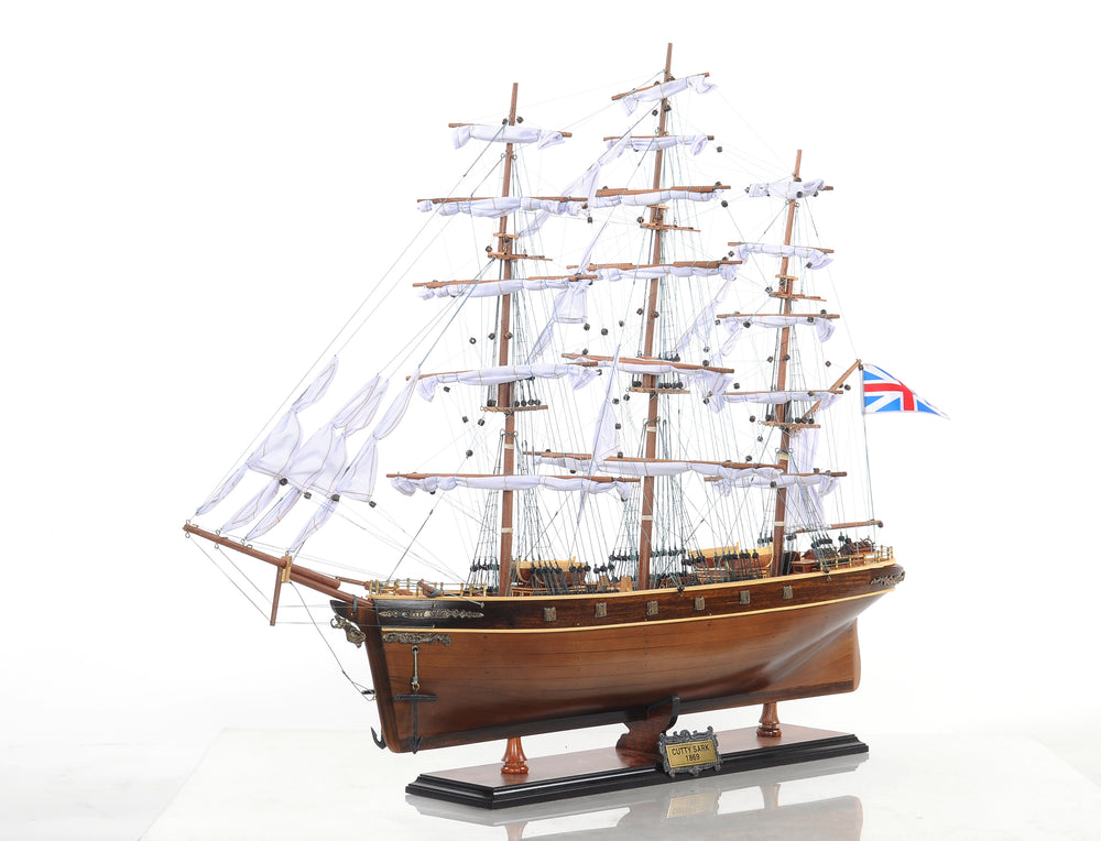  Cutty Sark Model Display, Home furniture and decor, Old Modern Handicrafts, XoticBrands Home Decor