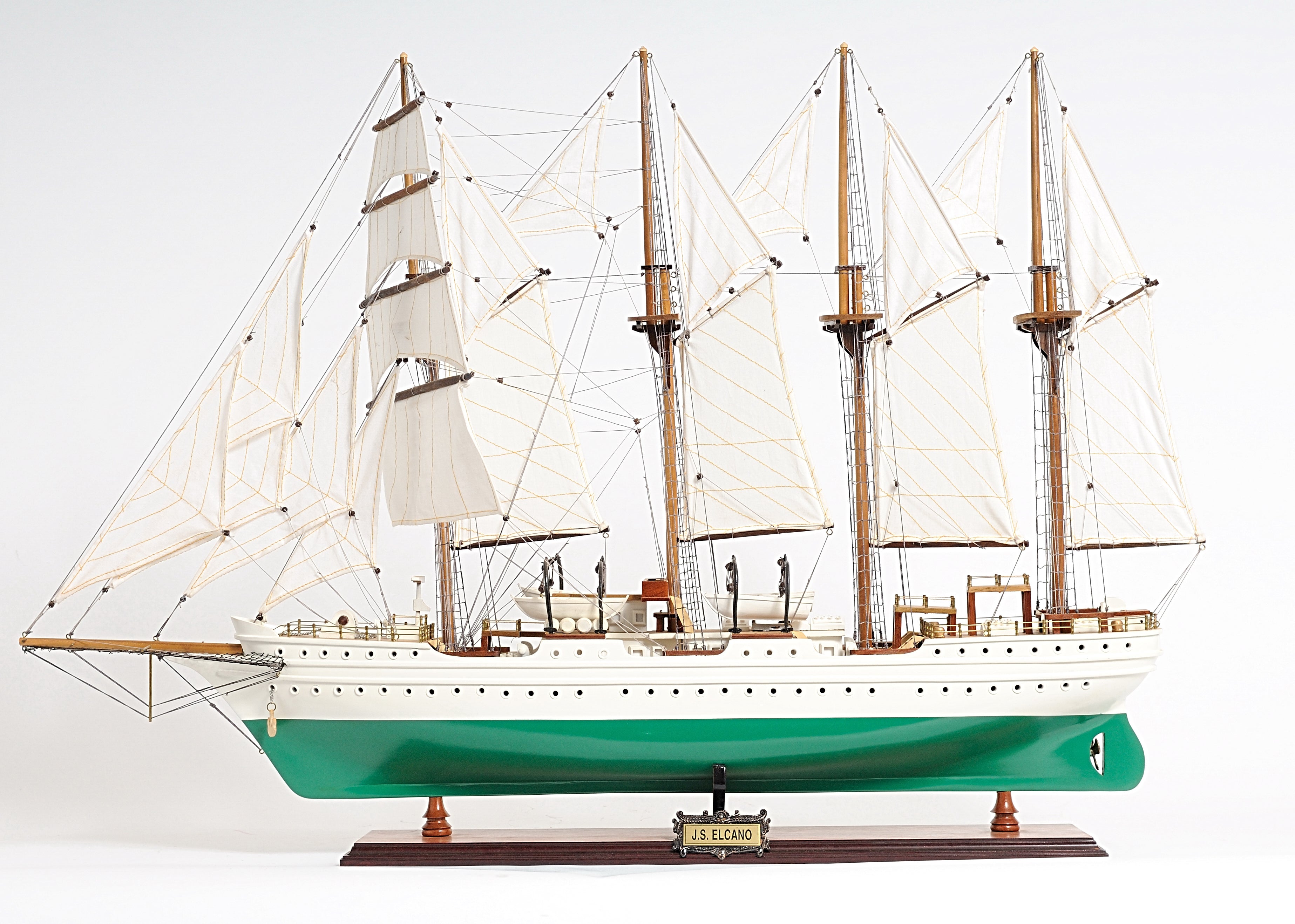  J.S. ELCANO Model Display, Home furniture and decor, Old Modern Handicrafts, XoticBrands Home Decor