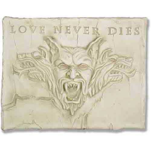 Love Never Dies Plaque Gargoyle Sculpture - XoticBrands Home Decor