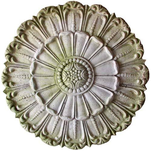 Tulip Medallion Garden Display - XoticBrands Home Decor
